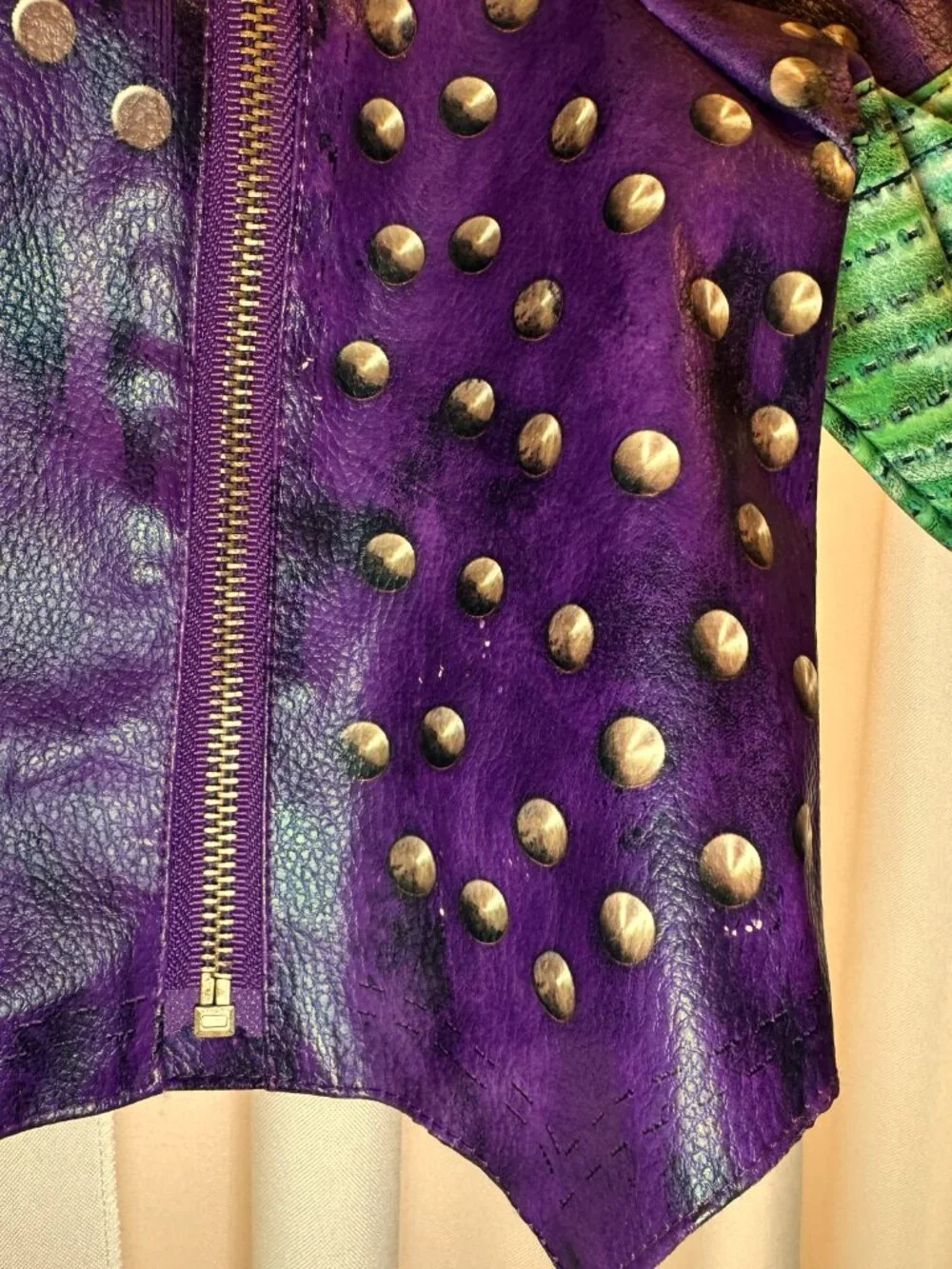 Disney Store Descendants Mal Full Zip Faux Leather Costume Jacket Size 7/8 - Picture 7 of 12
